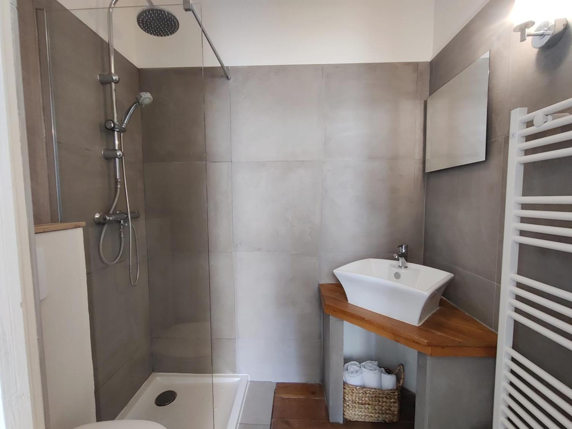 Chambres D'Hotes - Bed And Breakfast Les Palmiers Meze Room photo